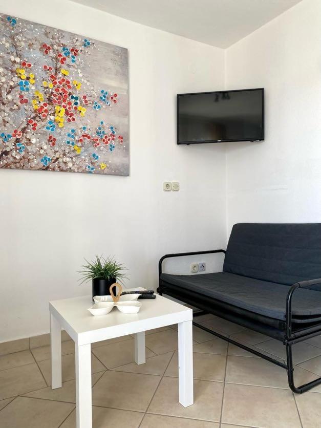 Villa Mihaela - Apartment Ika Cesarica Extérieur photo